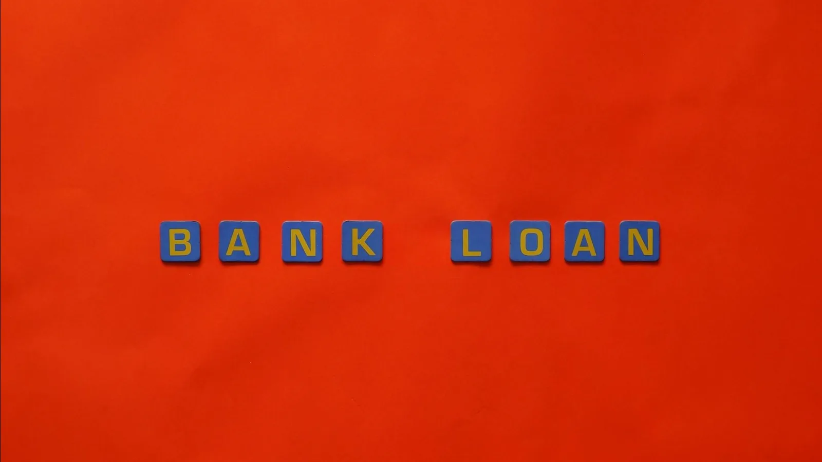 Credit de consum vs. credit ipotecar: cum analizează banca fiecare tip