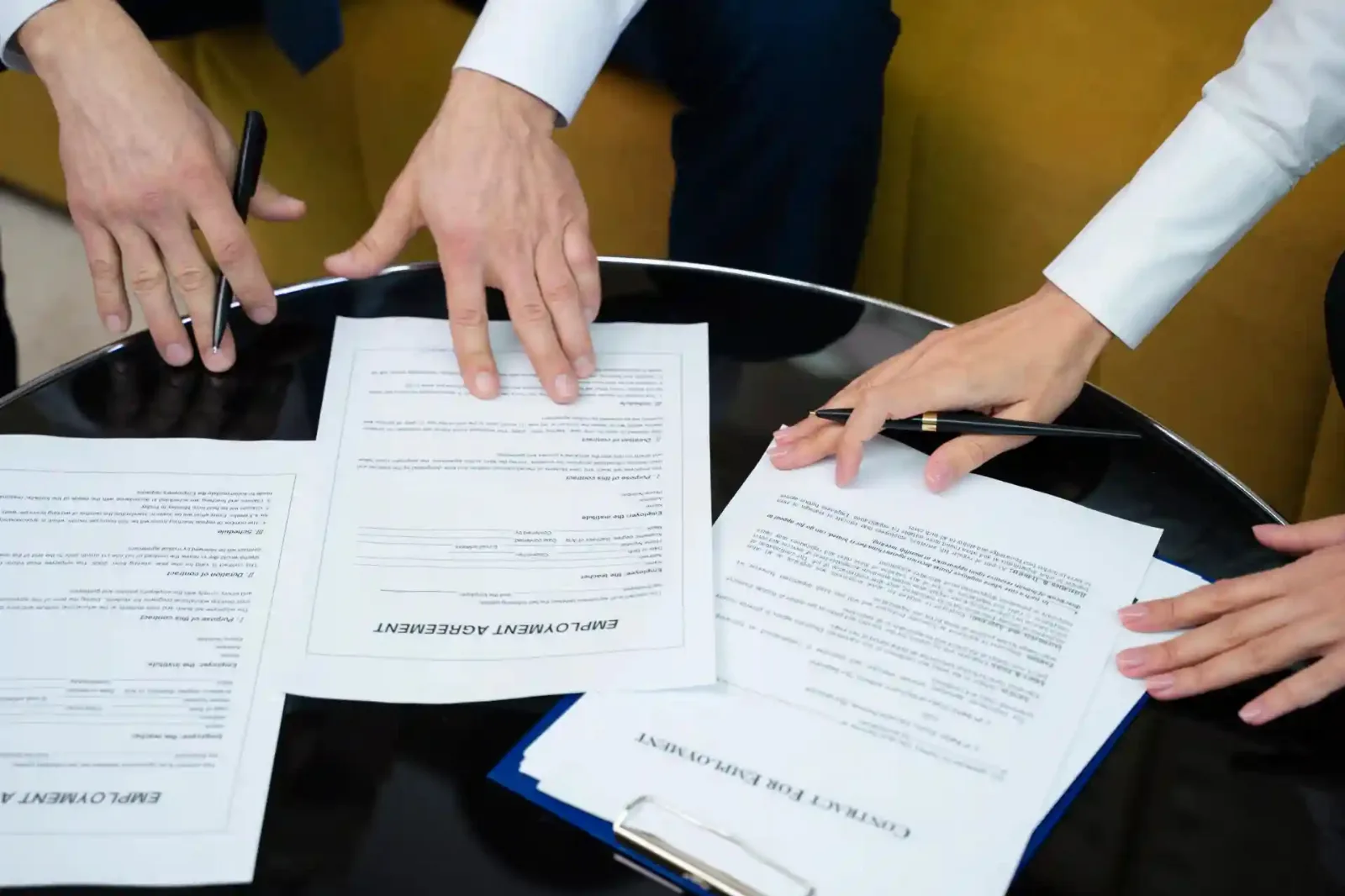 Cum influențează tipul contractului de muncă aprobarea unui credit