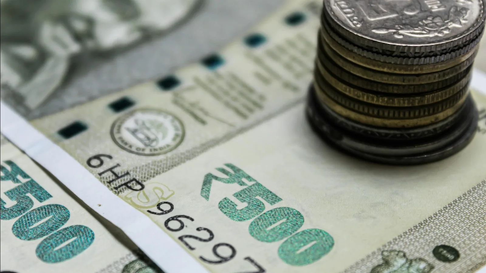 Provocarea veniturilor variabile vs. veniturile fixe în obținerea unui credit personal