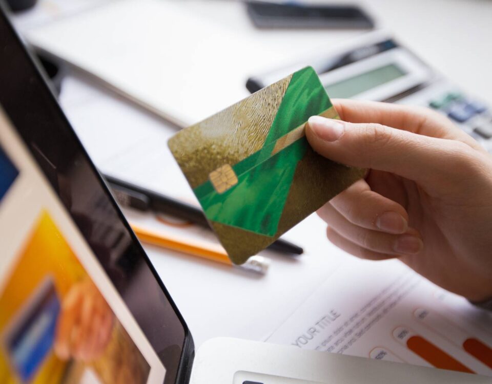 Utilizarea cardului de credit si impactul asupra aprobarii creditului