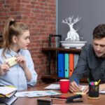 Imagine comparând un freelancer și un salariat pentru accesul la credit