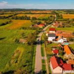 Casă cu teren agricol atașat, evaluat separat pentru credit ipotecar